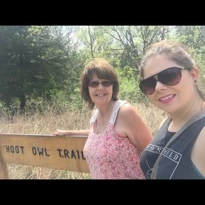 Meet your Posher, Leslie